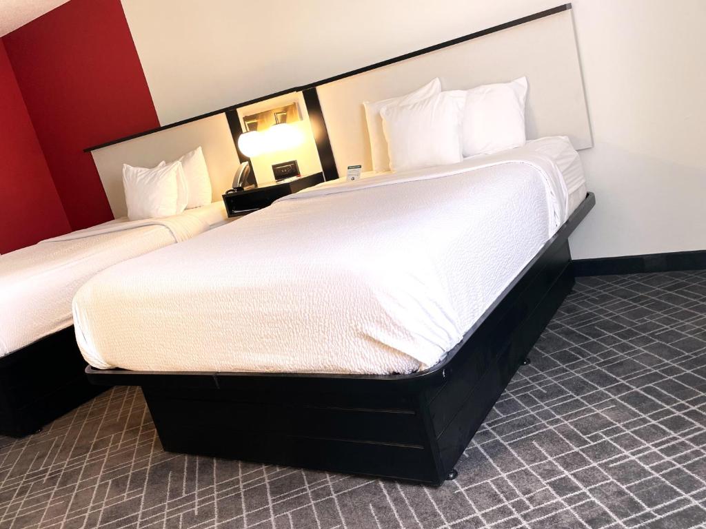 Ramada by Wyndham Waupaca photo