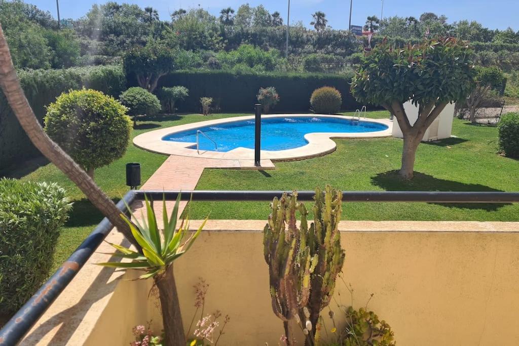 Excellent choice for up to 8, 150 sqm of comfort, 700 to beach, with pool, air-conditioning, Fuengirola