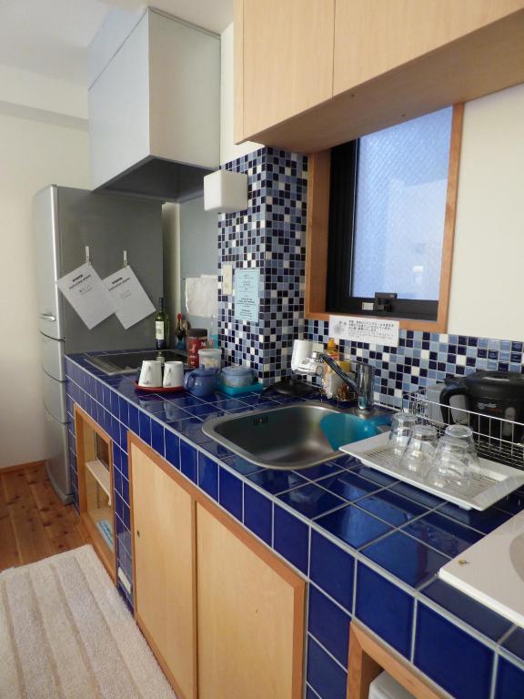 Shared lounge/TV area