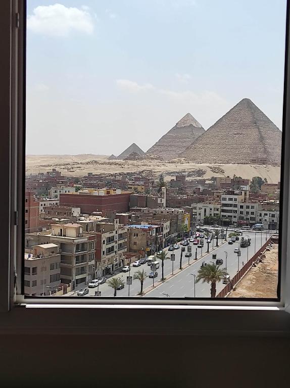 pyramids view suite/vista piramidi photo