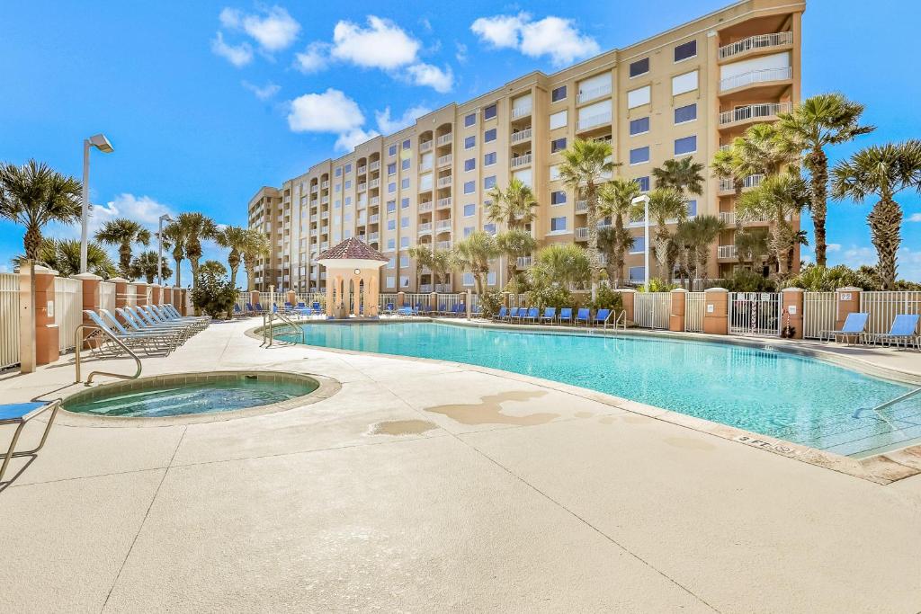 Surf Club Condos photo