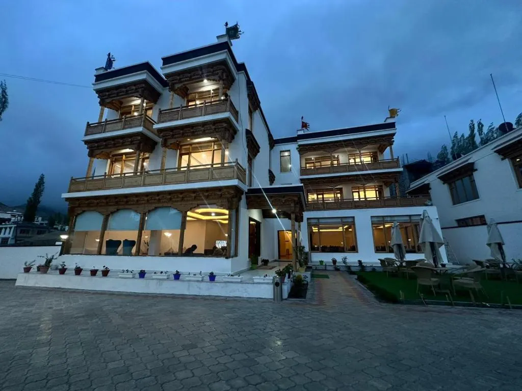 Lha-Zes，位于列城的酒店