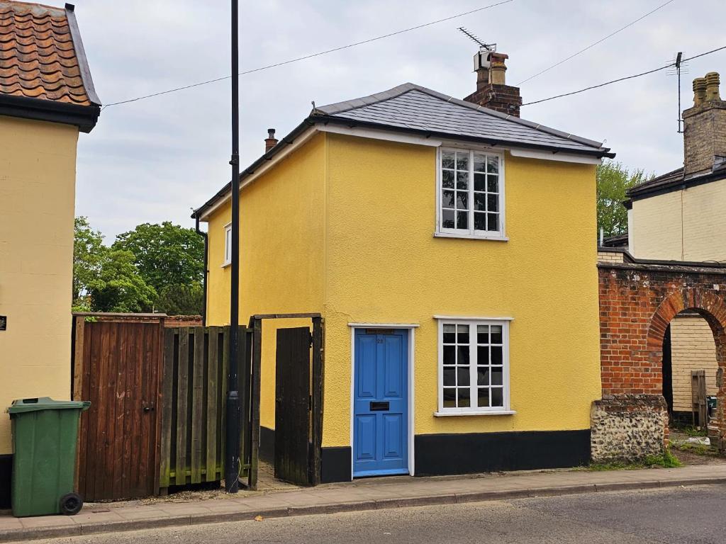 Perfectly Located Pretty Cottage, Diss