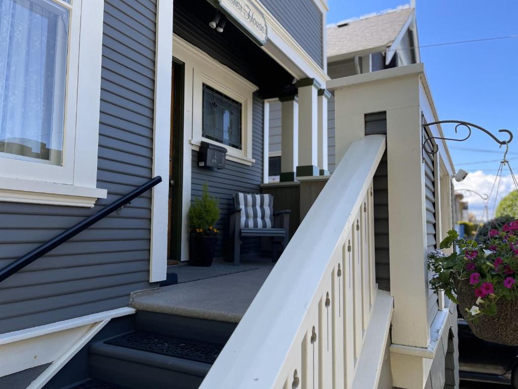 フロント・ロビー