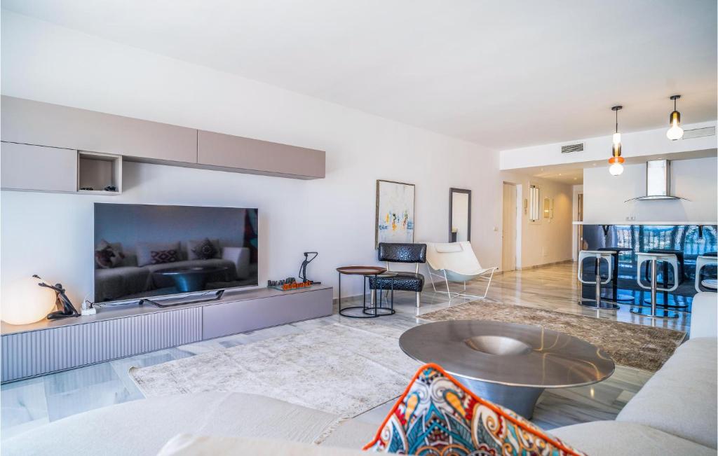 2 Bedroom Awesome Apartment In Marbella - 4