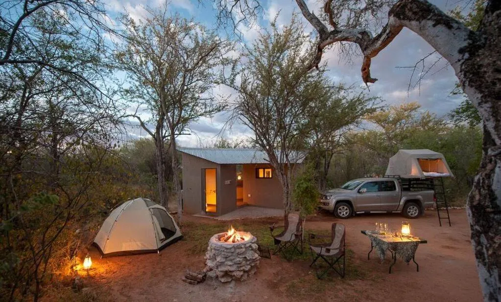 Onguma Tamboti Campsite, hotel in Namutoni