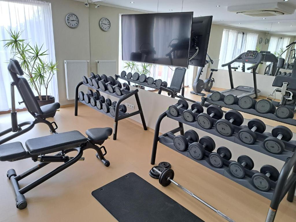 Hotel Galanta photo