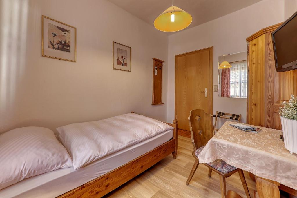 Hotel Bayerischer Hof - 5
