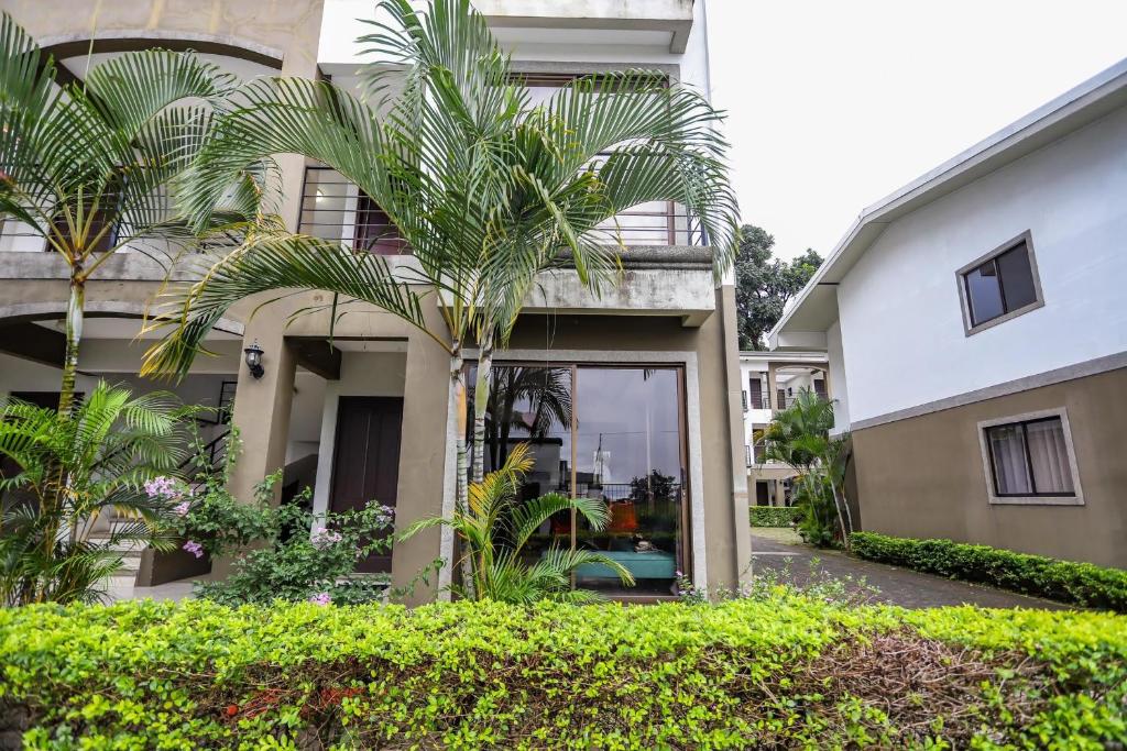 Vistas del Cariari APT#2 - 2 BDRM - Esteban Vindas photo