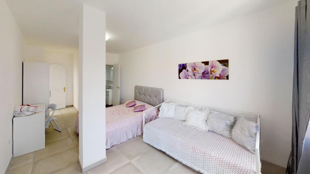 VV Las Buganvillas MASPALOMAS - Cocina y habitaciones con baños privados - 3