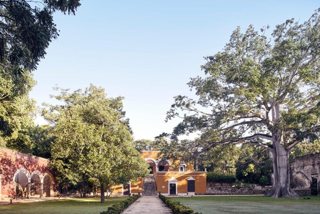 Hacienda Uayamon photo