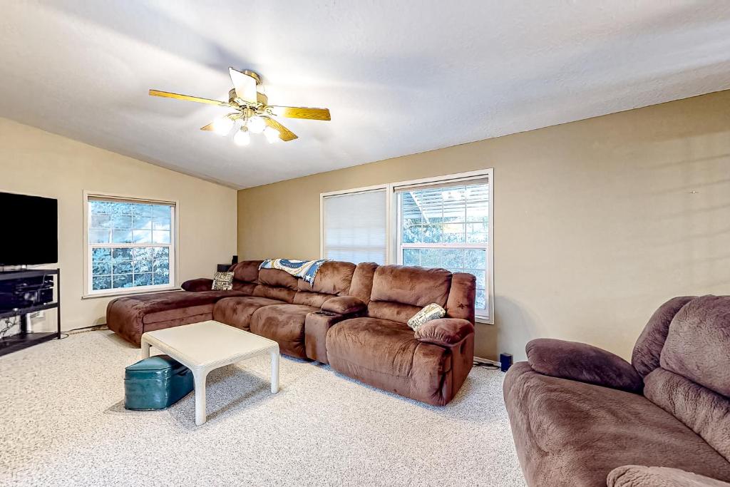 ArrowLeaf Cabin, Bremerton