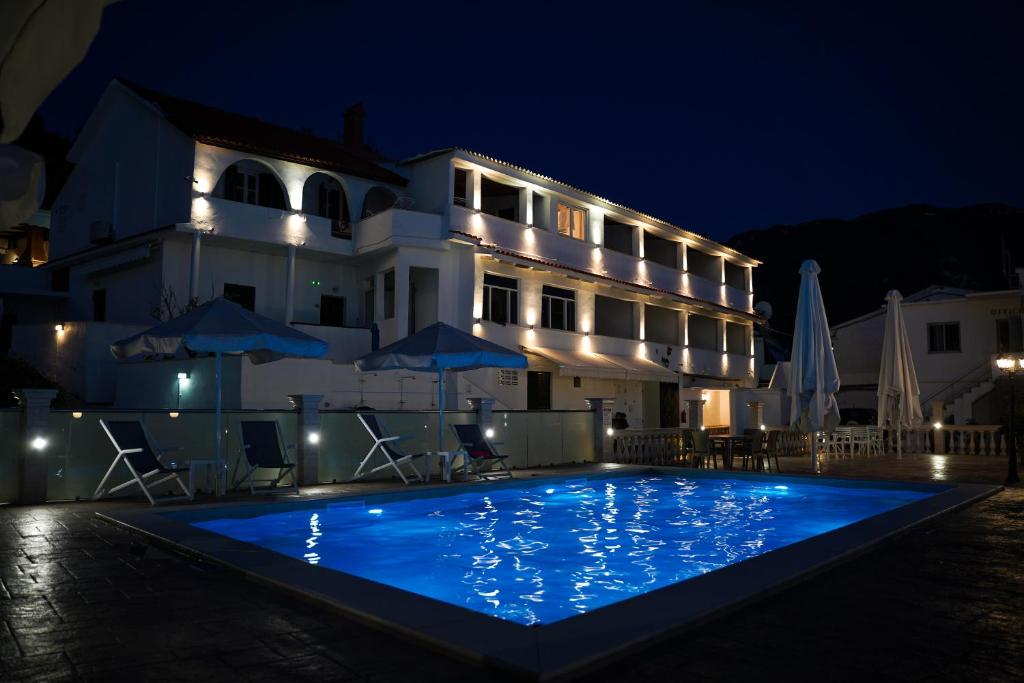 Kostas Beach Apartments — Hotel in Corfu Island