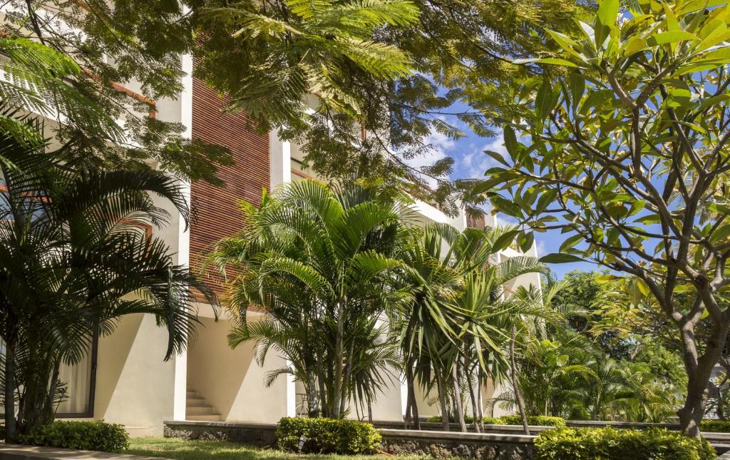 Belle Haven Luxury Apartments (Belle Haven Luxury Apartments