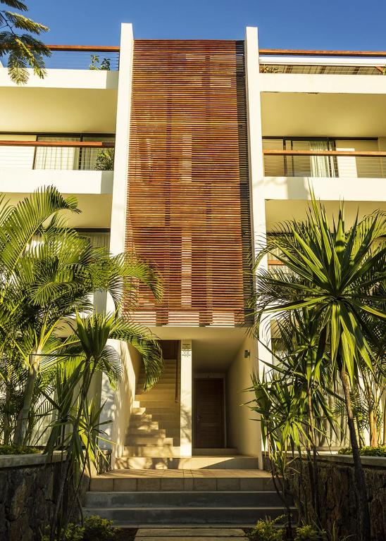 Belle Haven Luxury Apartments (Belle Haven Luxury Apartments