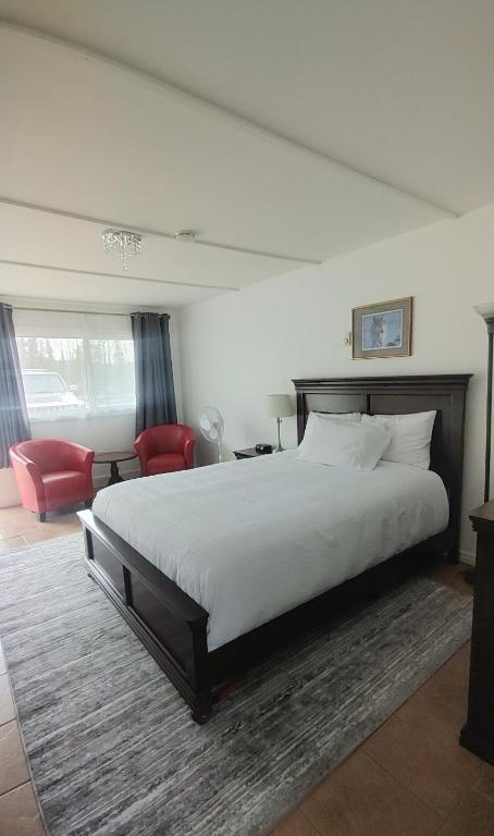 White Fang Motel — Hotel in Wawa (ON)