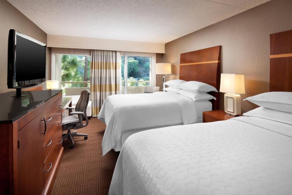 Sheraton Agoura Hills Hotel photo