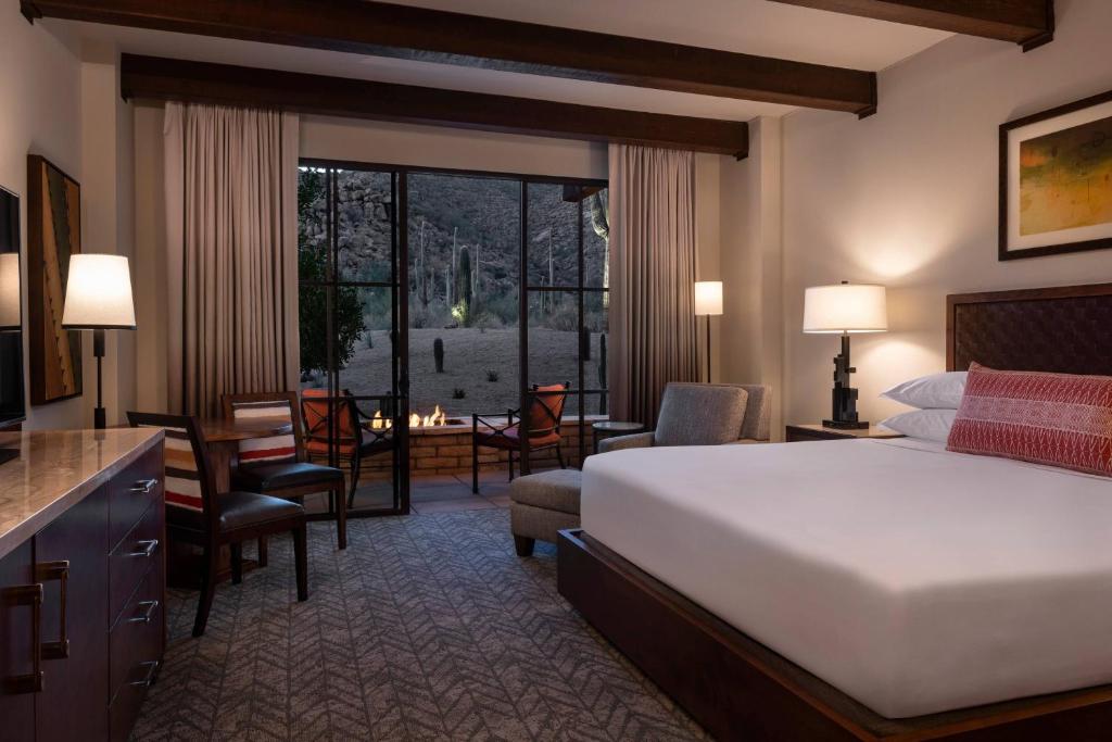 The Ritz-Carlton, Dove Mountain photo