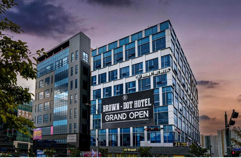 Wonju Brown Dot Hotel Corporate city, hotel in Wonju