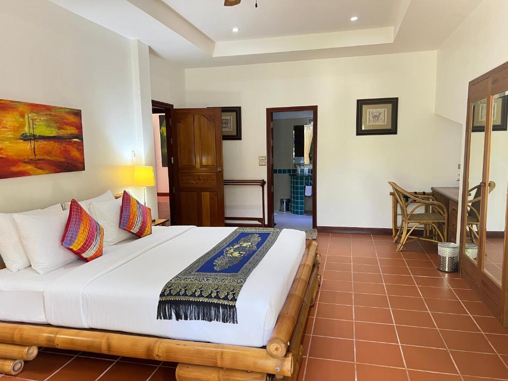 Sea View Luxury Villas Kata Beach photo