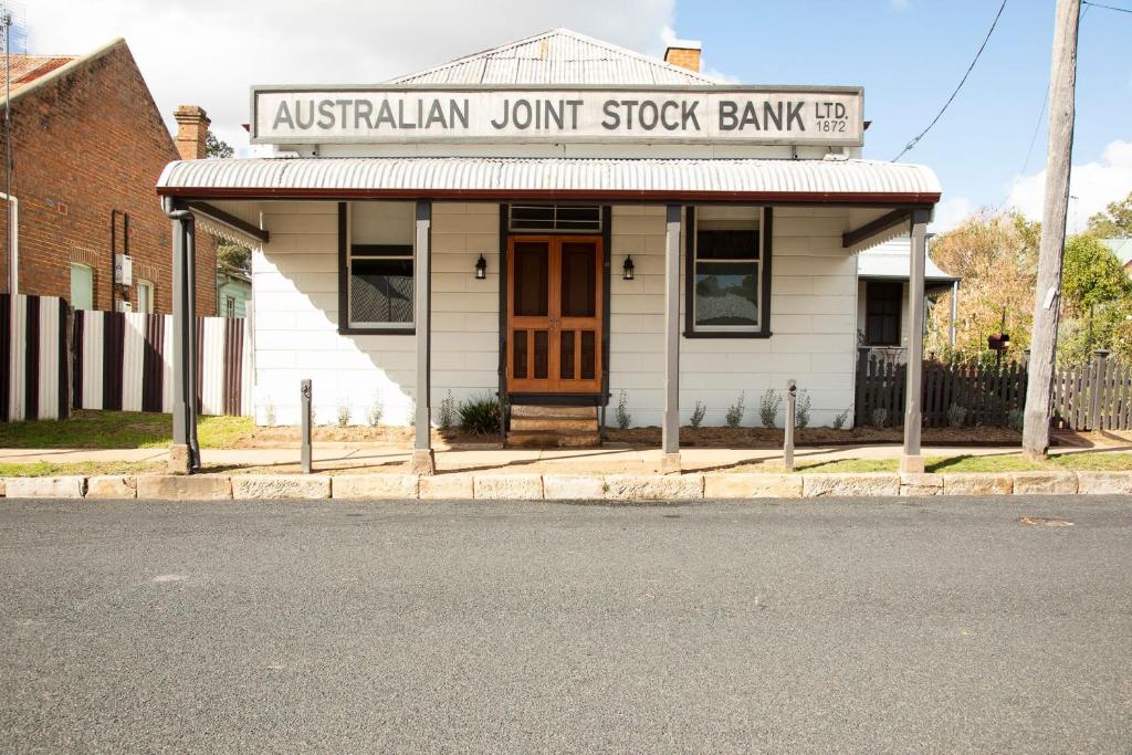 AJS Bank