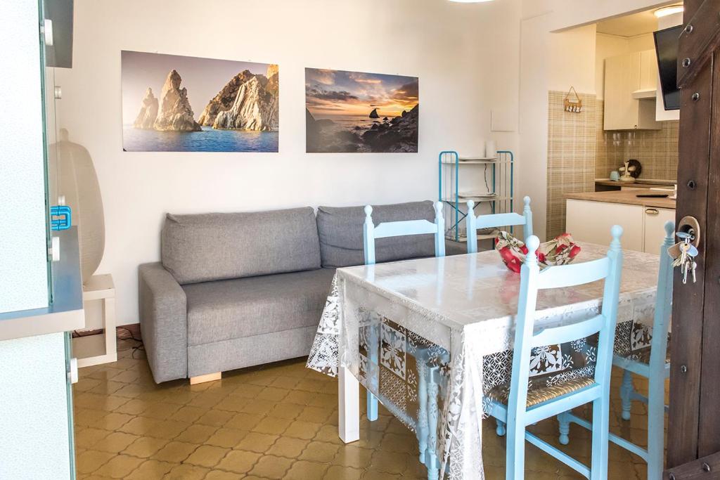 M261 - Marcelli, trilocale ristrutturato con terrazzo vista mare pt - 3