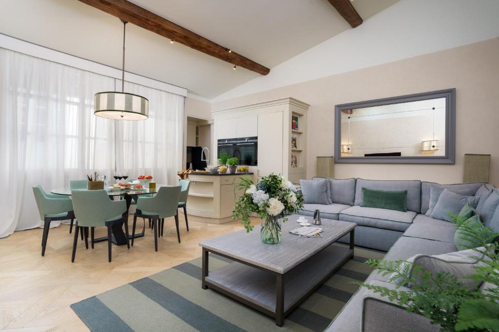 Principe Ludovico - La Dimora degli Affreschi Florence, Florencie