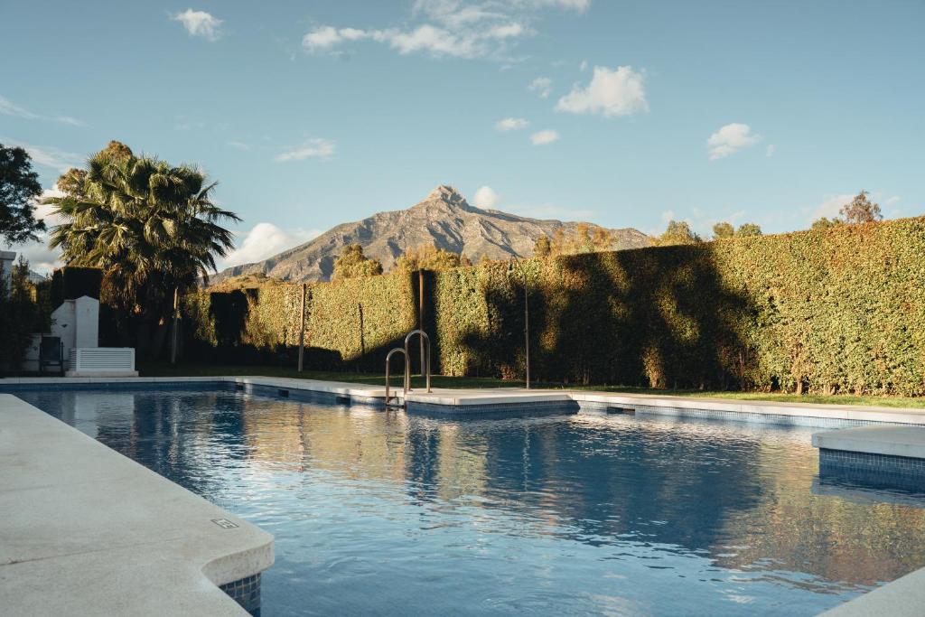 2BDR Penthouse, Los Naranjos, w/pool, 2km P.Banús - 4