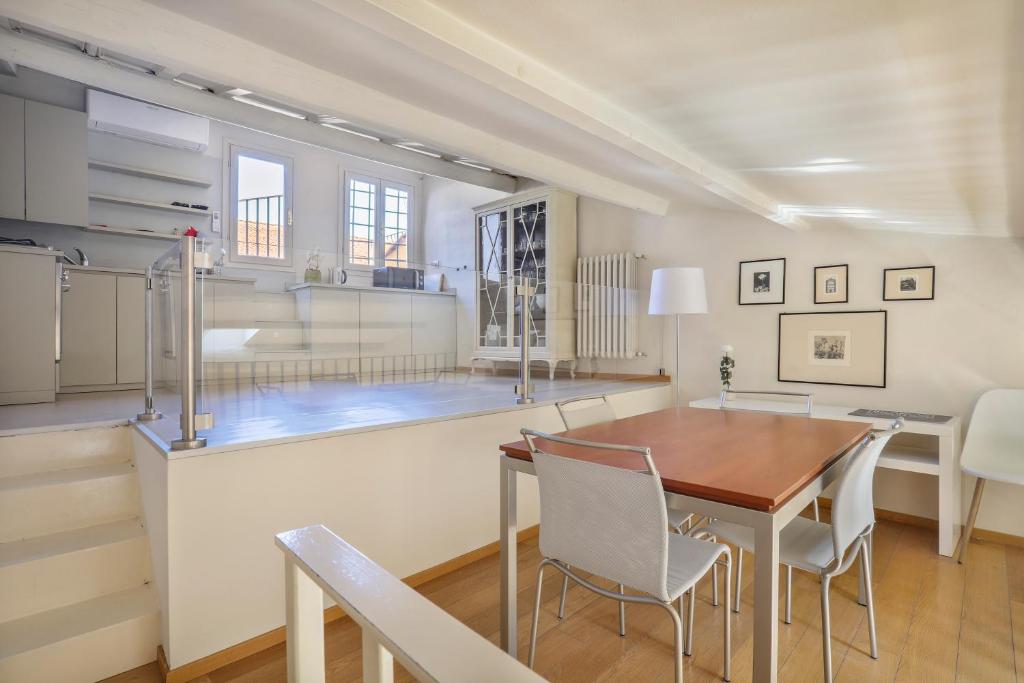 Florentine Gem Apartment - 5