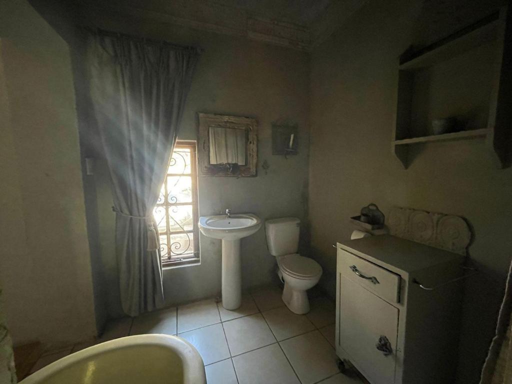 The Green Acorn Guest House photo