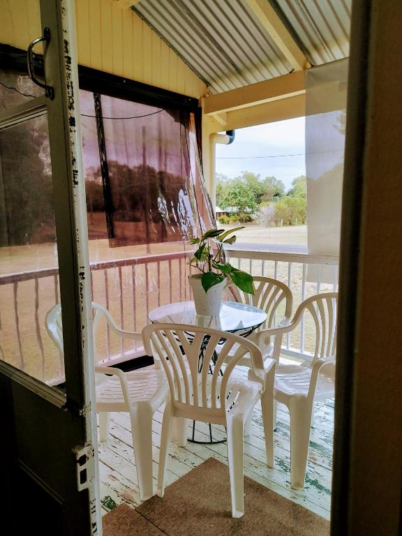 Home at the beach in Ingham, Allingham