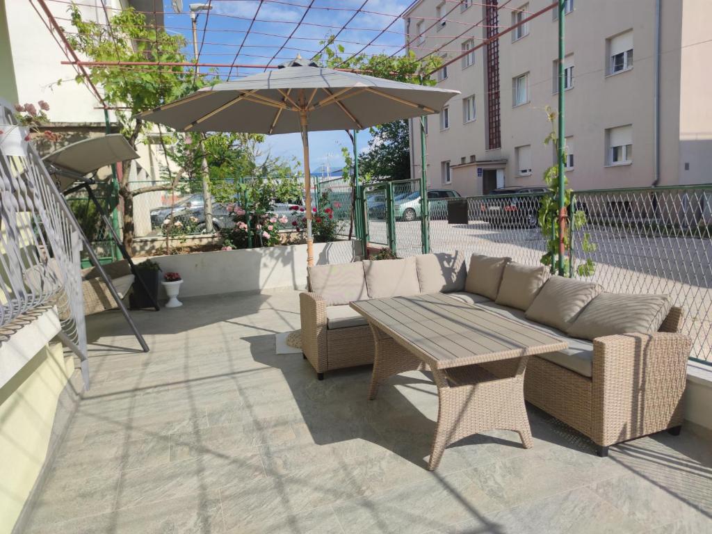 Apartman Noel Knin, Knin
