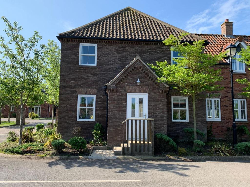 12 Green Close at The Bay Filey, sleeps 8, 2 dogs welcome for free too, Filey