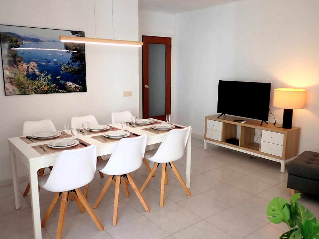 Marina Apartment (junto al mar) - 1
