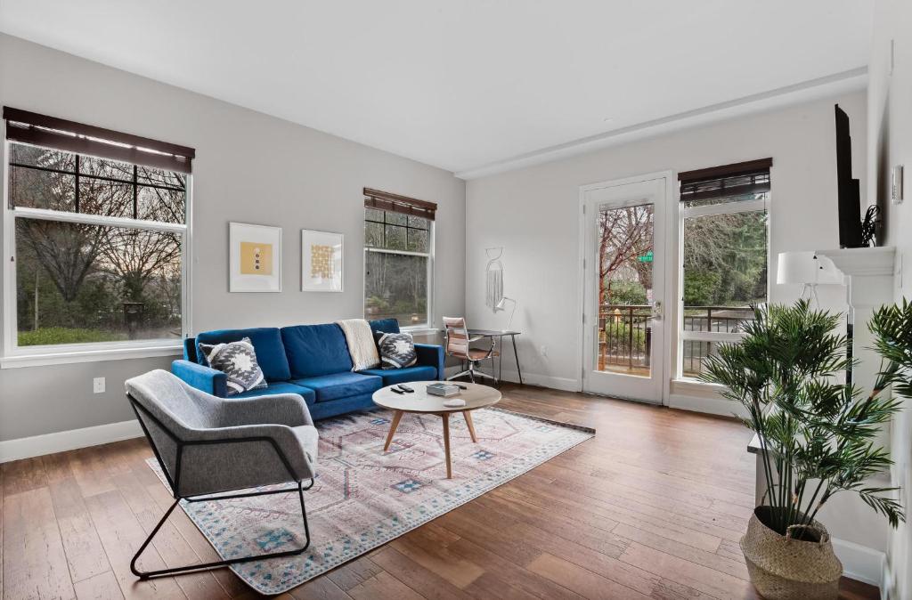 Beautiful 1BR Apartment in Woodinville