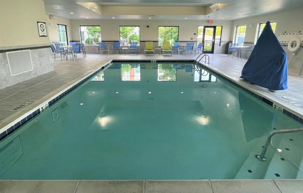 Staybridge Suites Miamisburg photo