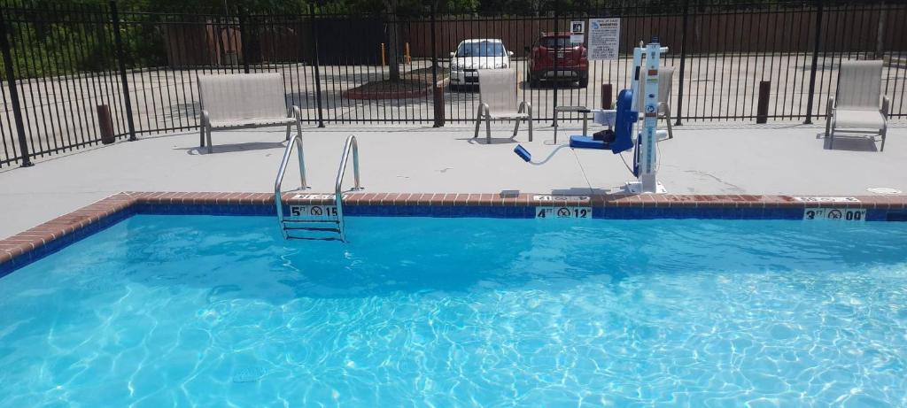 MainStay Suites Denham Springs - Baton Rouge East photo