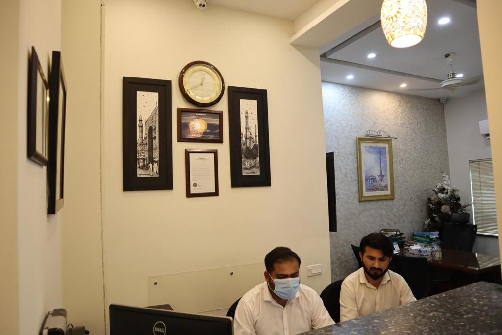 Hayyat Luxury Apartments photo