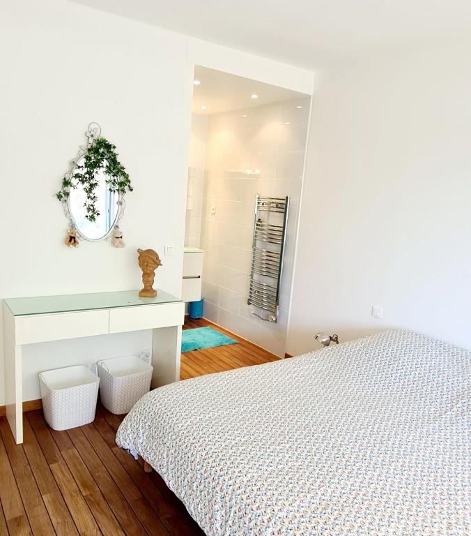 SUPERBE APPARTEMENT DANS CADRE D'EXCEPTION - Piscine, Plage et Tennis privé - 4