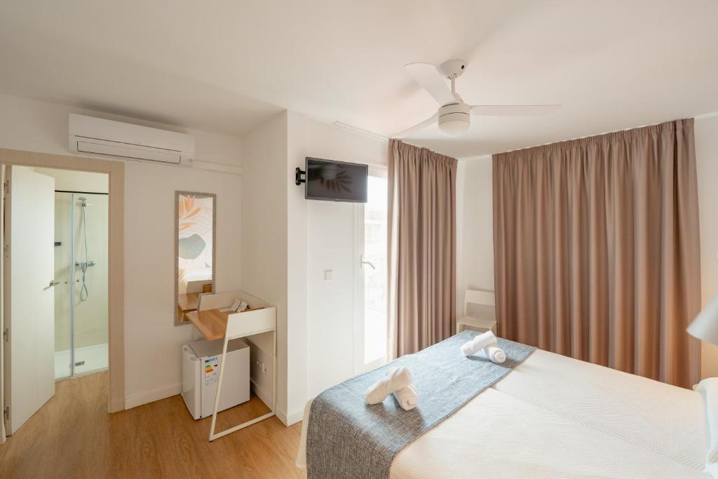 Hotel BH Internacional — Hotel rooms in Benidorm, Valencian Community