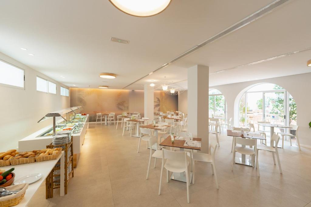 Hotel BH Internacional — Restaurant & bars in Benidorm, Valencian Community