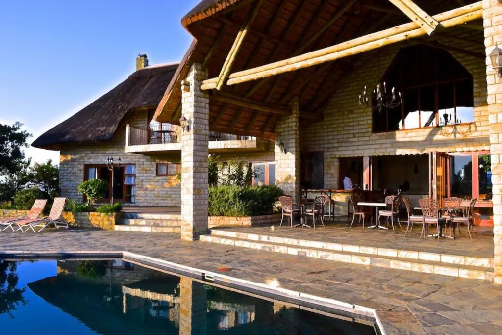 Inkungu Lodge, hotel in Champagne Valley