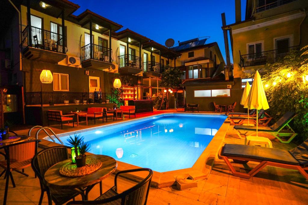 Four Seasons Apart Hotel — Hotel in Dalyan