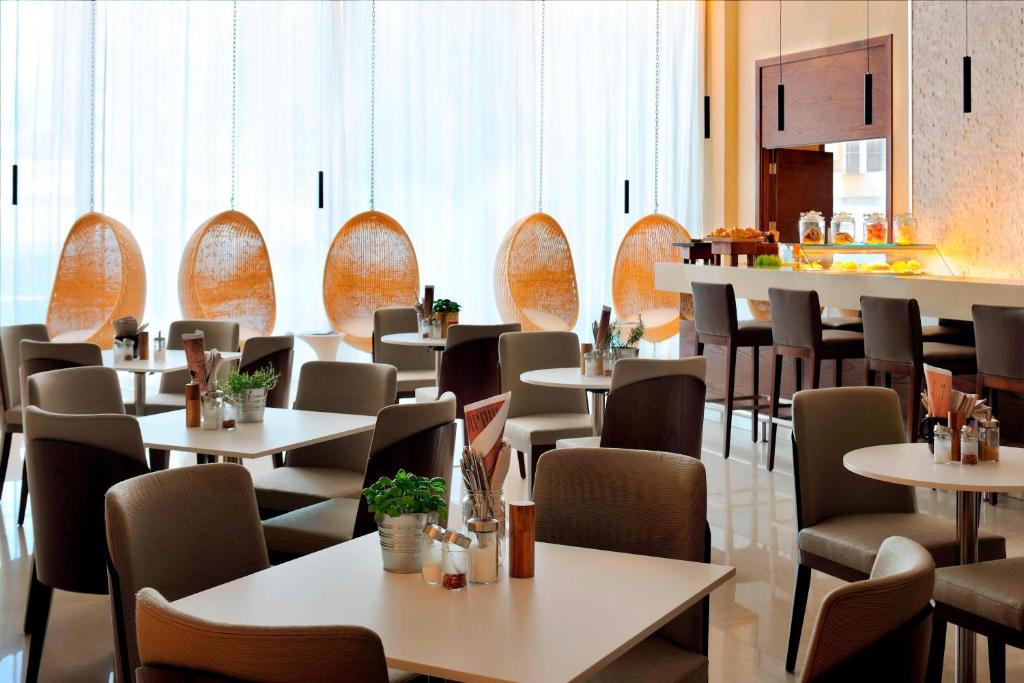 Restaurant, Courtyard World Trade Center, Abu Dhabi in Abu Dhabi