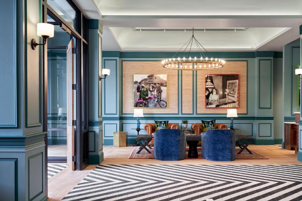 The Memphian A Tribute Protfolio Hotel photo