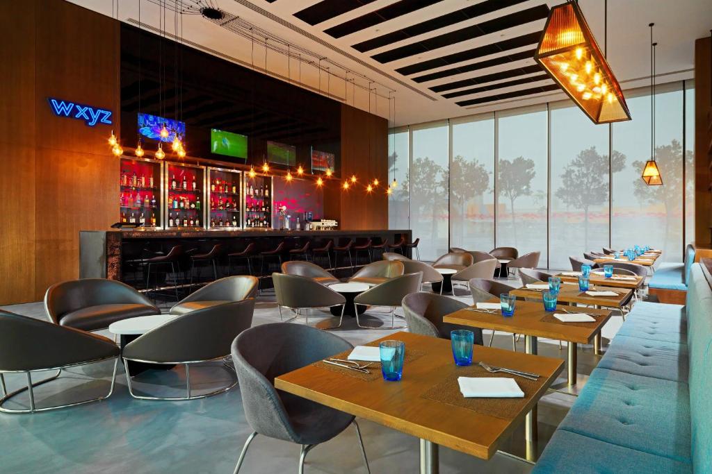 Bar/lounge