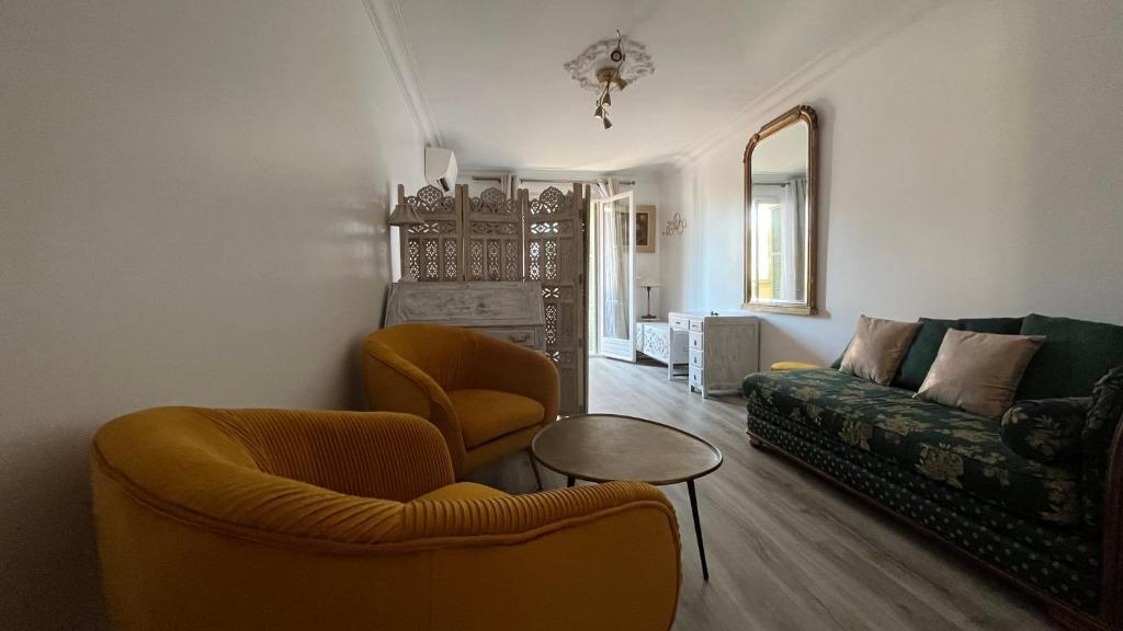LA CASA GIL - 1