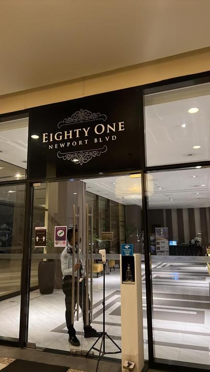 81 Newport,NAIA 3,Pasay Condotel photo