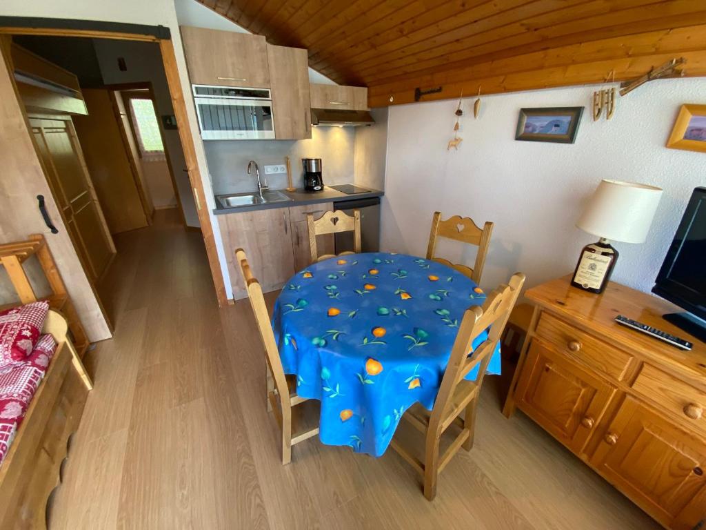 Charmant appartement à Châtel près des pistes et du lac, avec balcon - 25m², parking inclus - FR-1-693-43 - 5