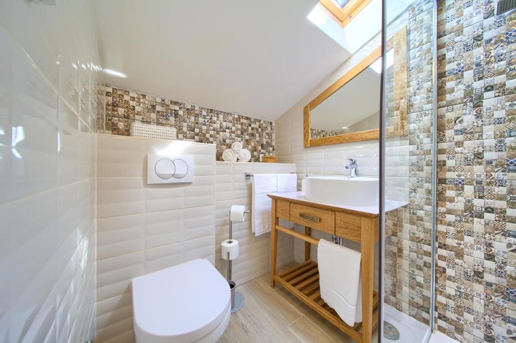 Luxury Villa Ive - heated pool and sauna photo